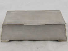An Art Deco silver cigarette box 14f8a8