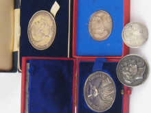 Five commemorative silver medals 1500a1