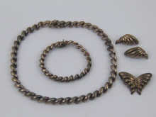 A suite of silver jewellery comprising 150293