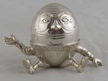 A silver Humpty Dumpty egg cup 14ef7c