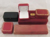 A mixed lot of vintage jewellery boxes