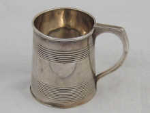 A George III silver childs mug 14f378