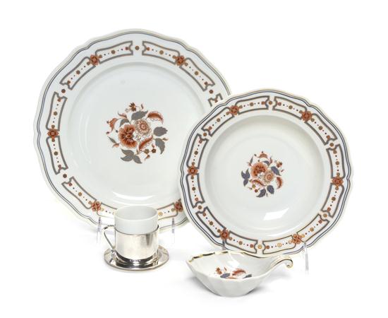 A Partial Italian Porcelain Dinner 151148
