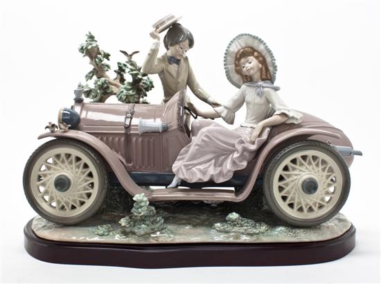 A Lladro Porcelain Figural Group 151185