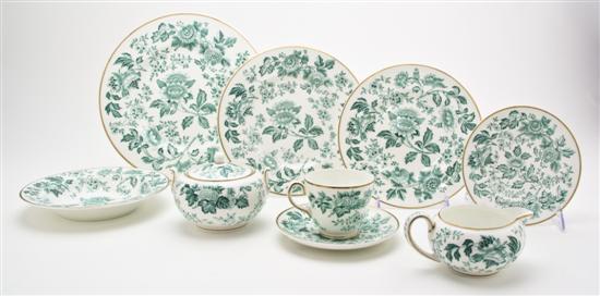  A Wedgwood Partial Dinner Service 151212