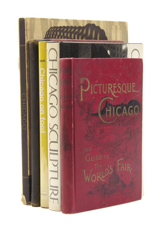  CHICAGO A group of 16 books 154ed2