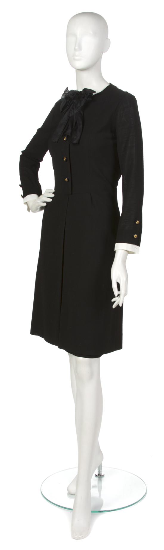  A Chanel Couture Black Linen 155a7c