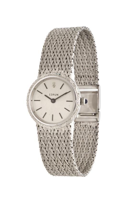 An 18 Karat White Gold Wristwatch 1538ab