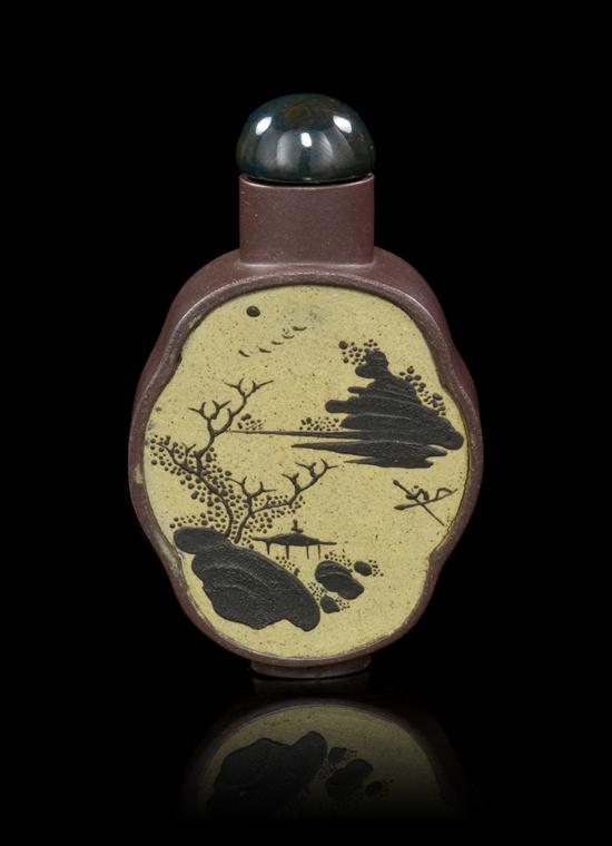  A Chinese Yixing Pottery Snuff 154281