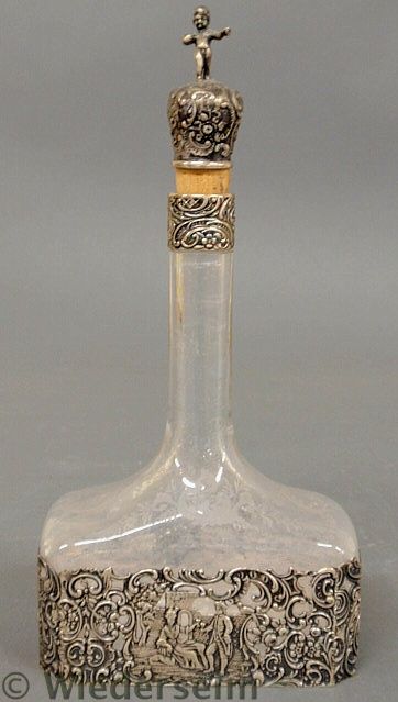 Continental etched glass decanter 1582be