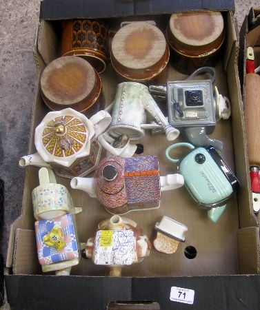 Hornsea Storage Jars and Jug Teapottery