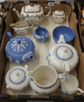 Tray of Mixed Wedgwood Queensware and