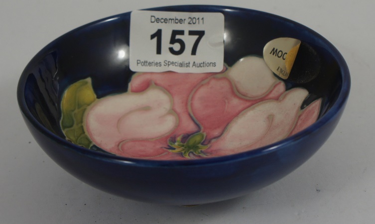 Moorcroft Dish decorated with Magnolias 15a945