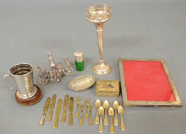 Misc grouping to include a silverplate 158d44