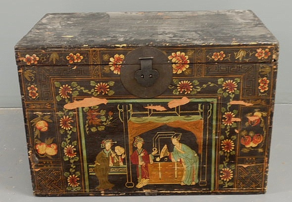 Asian storage trunk late 19th c  158fe9