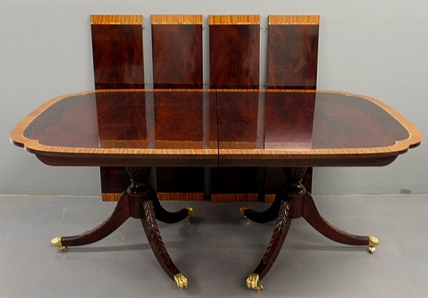 Stickley mahogany dining room table 15909b