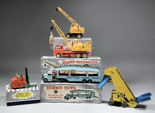 Three Dinky Toys diecast model 15c316