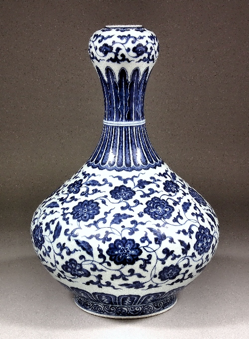 A Chinese blue and white porcelain 15c364