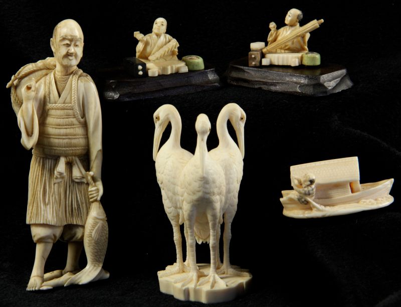 Group of Five Japanese Ivory Carvingsthe 15c928