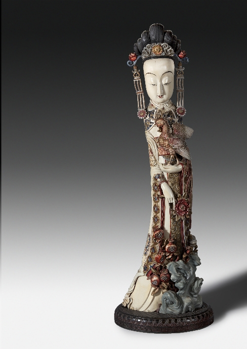 A good Chinese carved and polychrome 15d028