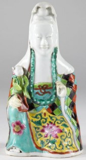 Chinese Porcelain Figurine of Guanyin 15b5f0