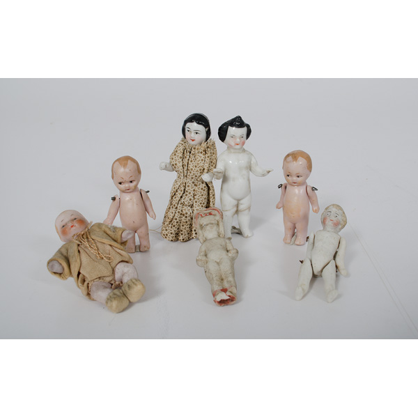 Group of Miniature Bisque Dolls 15e9dc