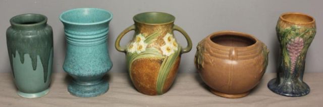 5 Pieces of Roseville Art Pottery.Including