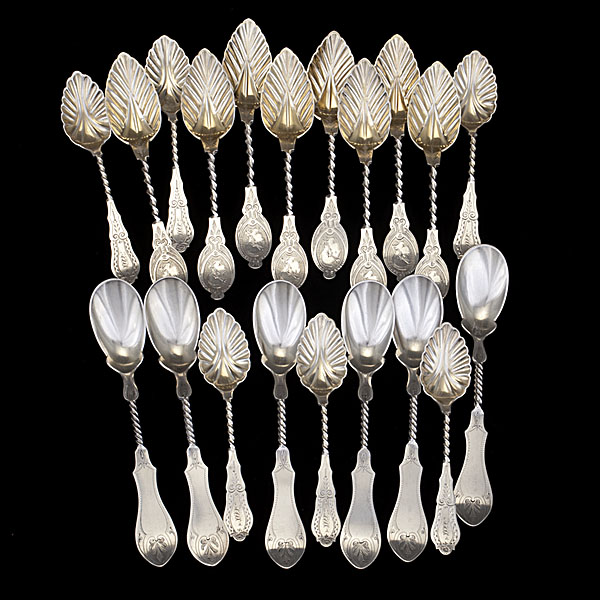 Coin Silver Sorbet and Berry Spoons 15f883