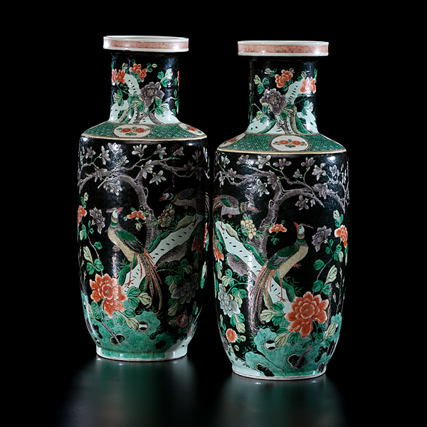 Chinese Famille Noir Vases Chinese 15de20
