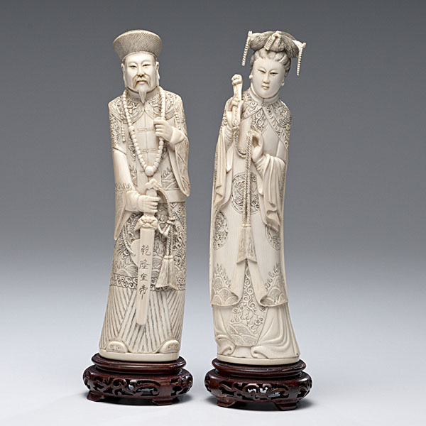 Carved and Inked Chinese Ivory 15de5d