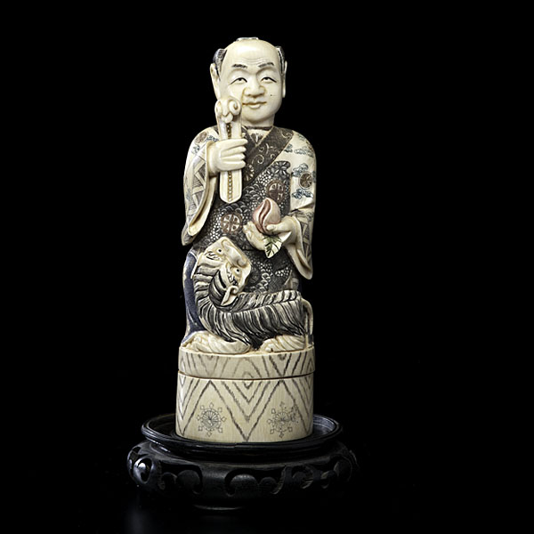 Japanese Ivory Figural Box Japanese 15deae