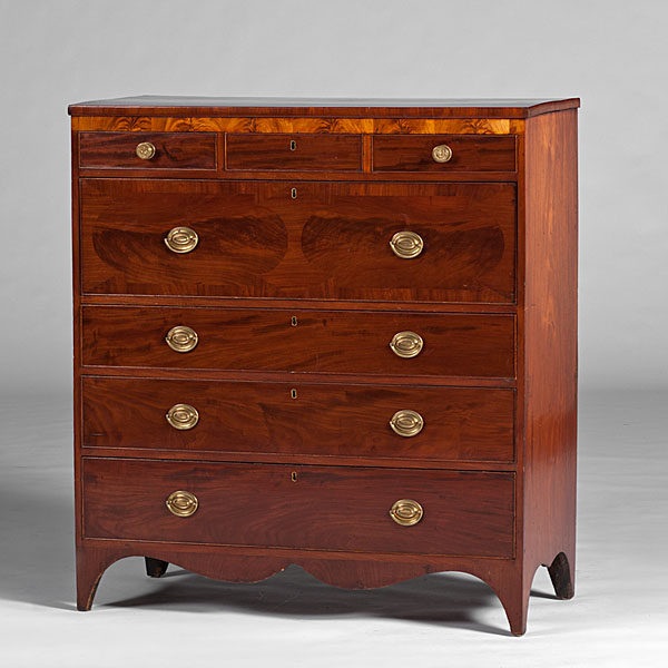 Federal Mahogany Chest of Drawers 160e86