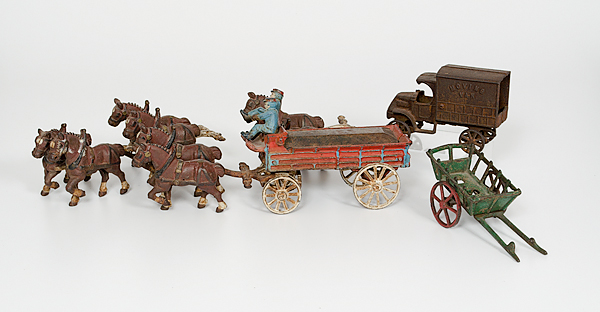 Cast Iron Farm Toys and Moving 161037