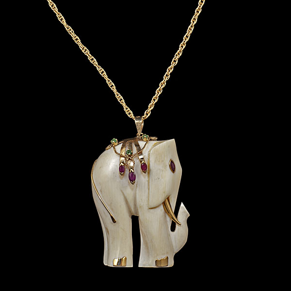 Carved Ivory Elephant Pendant with 1611a6