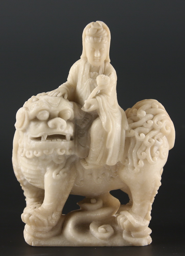 CHINESE MABLE SCULPTURE 18th 161c1a