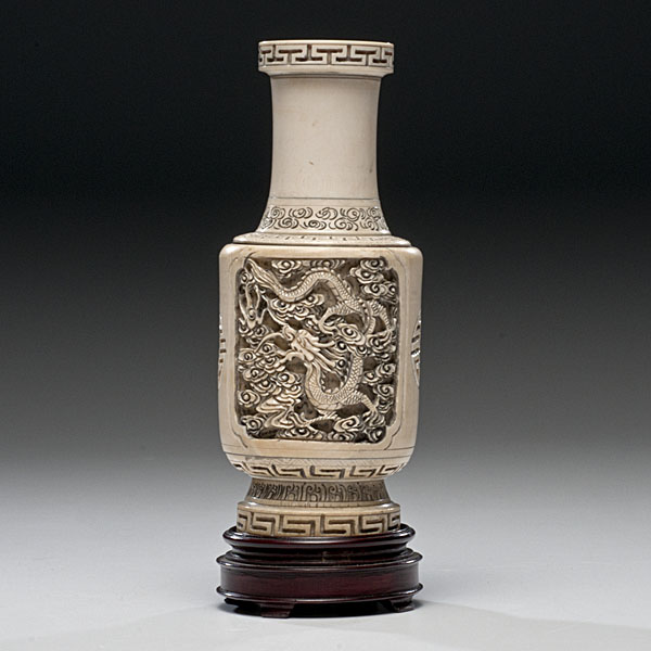 Chinese Carved Ivory Vase with 15fff2