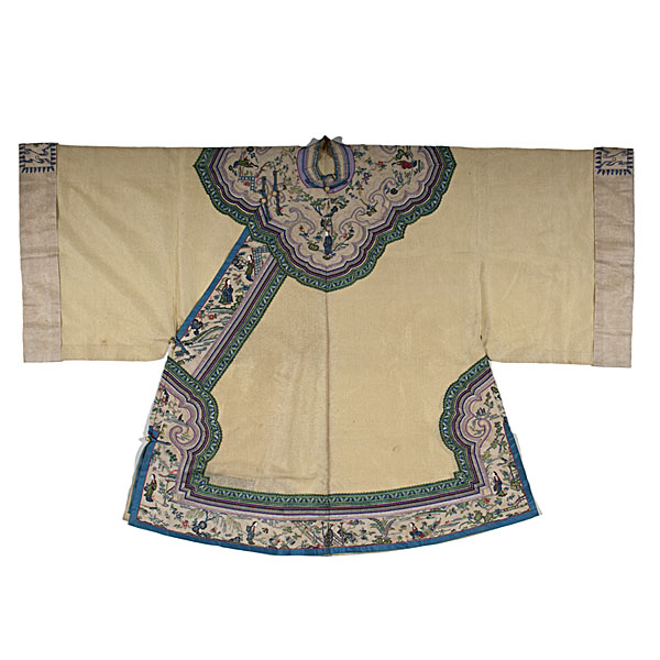 Chinese Embroidered Robe Chinese. An unlined