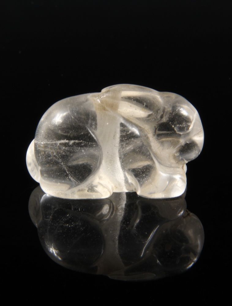 ROCK CRYSTAL CARVED RABBIT TOGGLE Chinese 163637