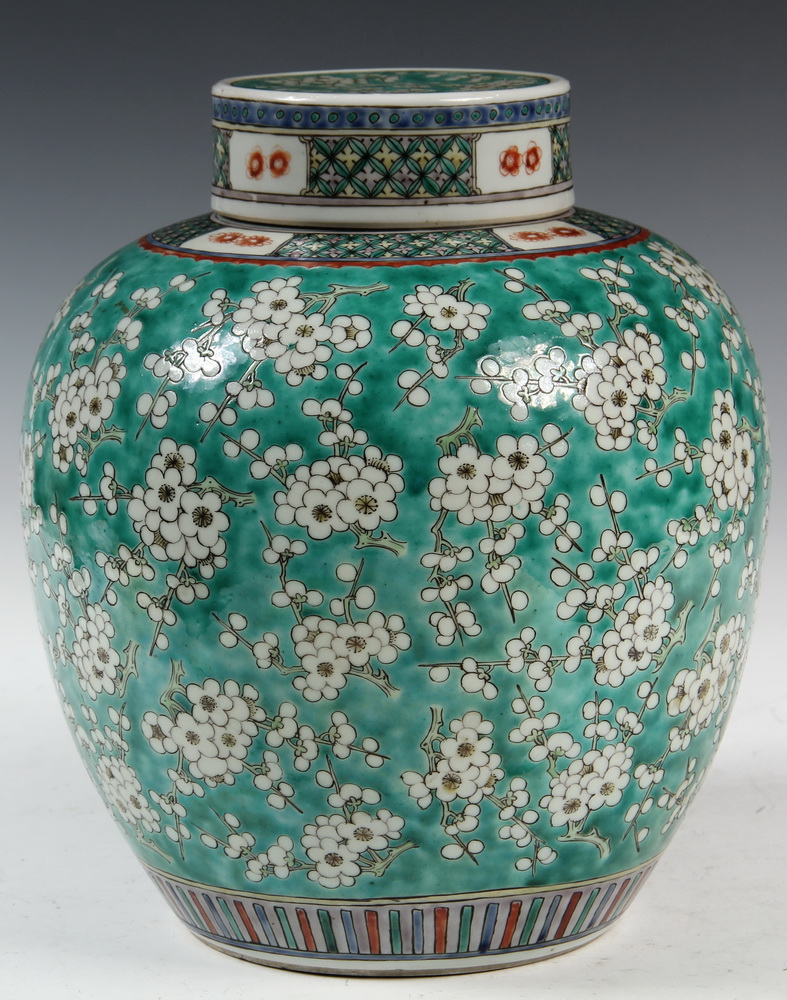 CHINESE GINGER JAR 19th c Chinese 16369a