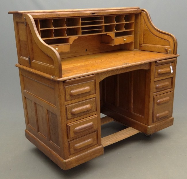 Oak rolltop desk. 55'' W 31'' D