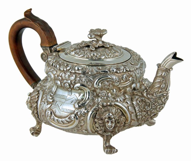 A George IV silver teapot Joseph 164907