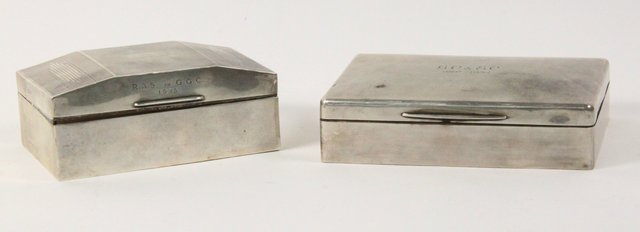 An Art Deco silver cigarette box 16490e