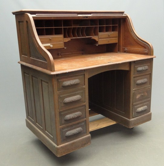 C. 1900's oak rolltop desk. 49''