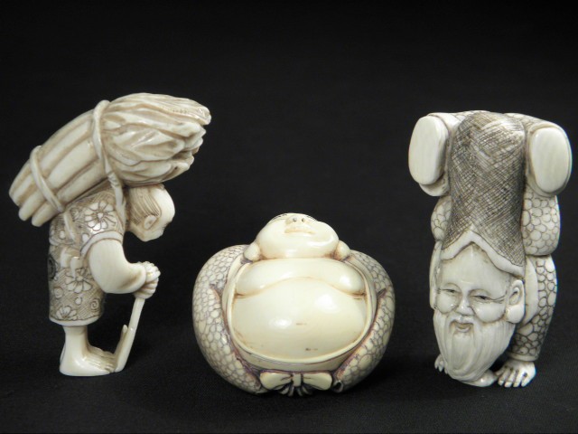 Three Japanese carved ivory figural 16b4a0