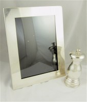 TIFFANY & CO. STERLING PICTURE FRAME