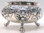 VICTORIAN ENGLISH STERLING TRI FOOTED 16df51
