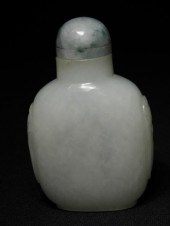 A Chinese carved pale green jade 16c029
