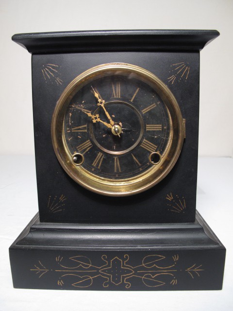 A French black marble mantle clock 16c2e5