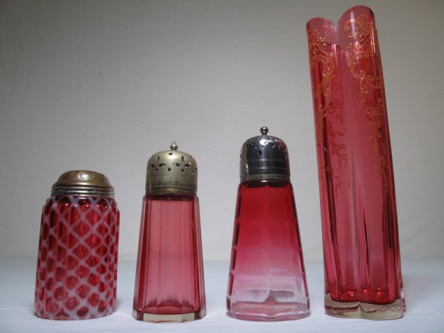 Cranberry glass group consisting 16c384