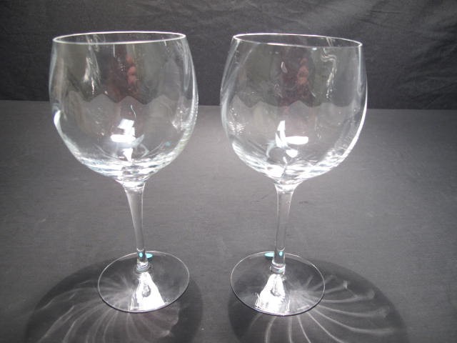 Pair of Tiffany crystal wine glasses  16c597